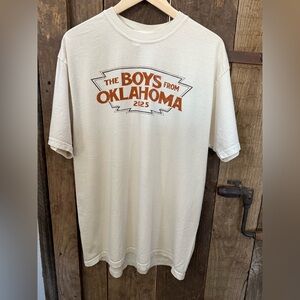 The Boys From Oklahoma 2025 Men’s T-shirt Sz XL Cream EUC